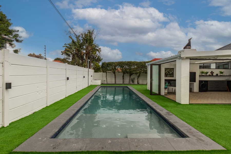 3 Bedroom Property for Sale in Plumstead Western Cape